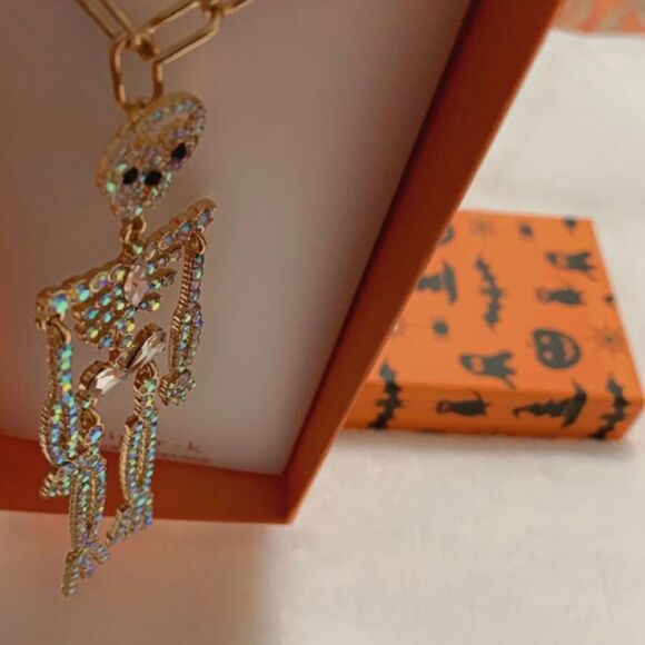 NEW PIPER K SKELETON FUNNY BONES NECKLACE - Picture 6 of 7